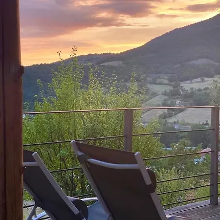 Gite La Cerise Qui Rit Vakantiehuis La Cresse