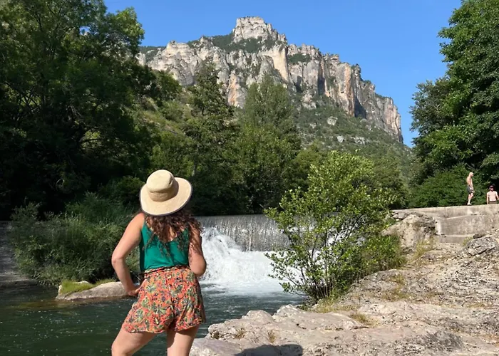 La Cerise Qui Rit * La Cresse