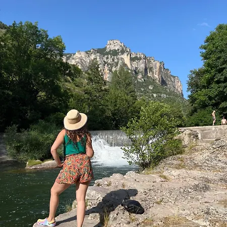 La Cerise Qui Rit * La Cresse