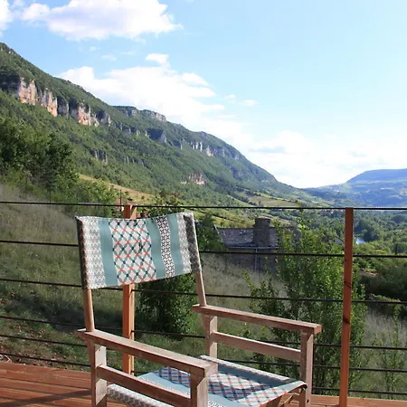 Holiday home Gite La Cerise Qui Rit La Cresse